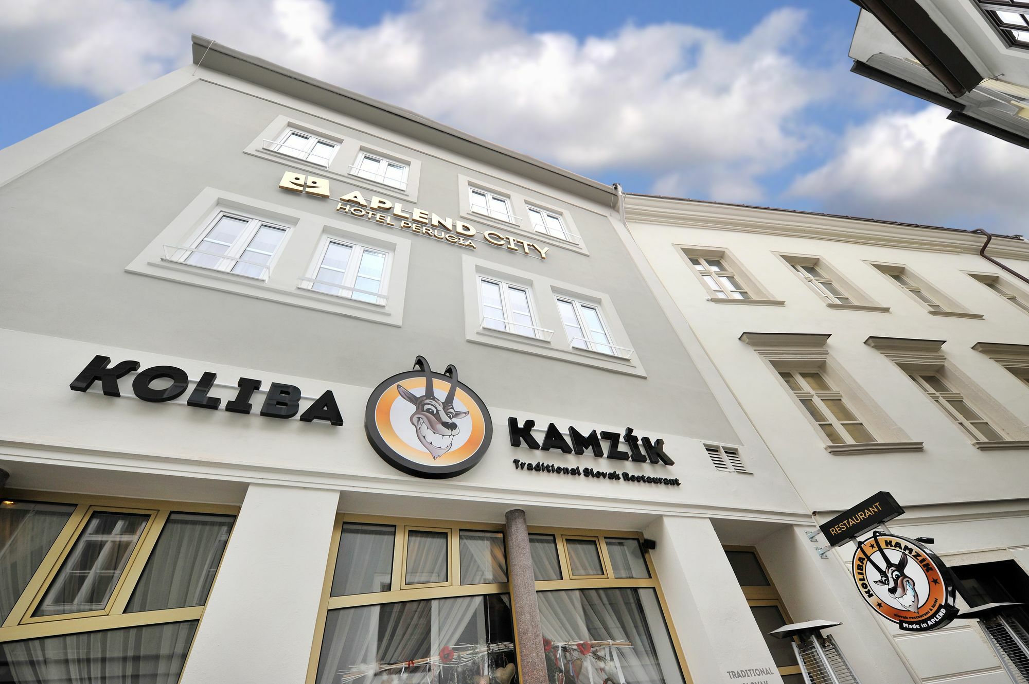 Aplend City Laurinska 11 Bratislava Exteriör bild